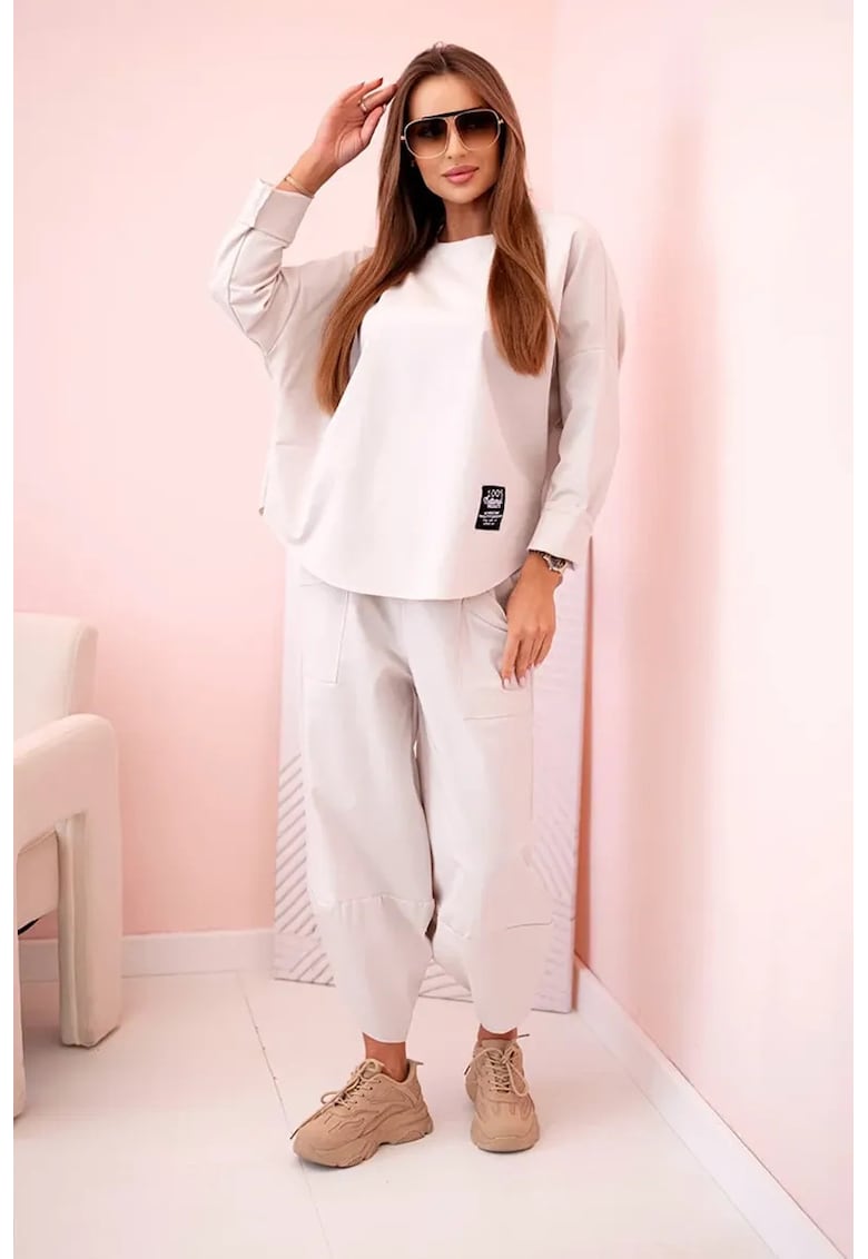 Set de hanorac cu aplicatie decorativa si pantaloni -