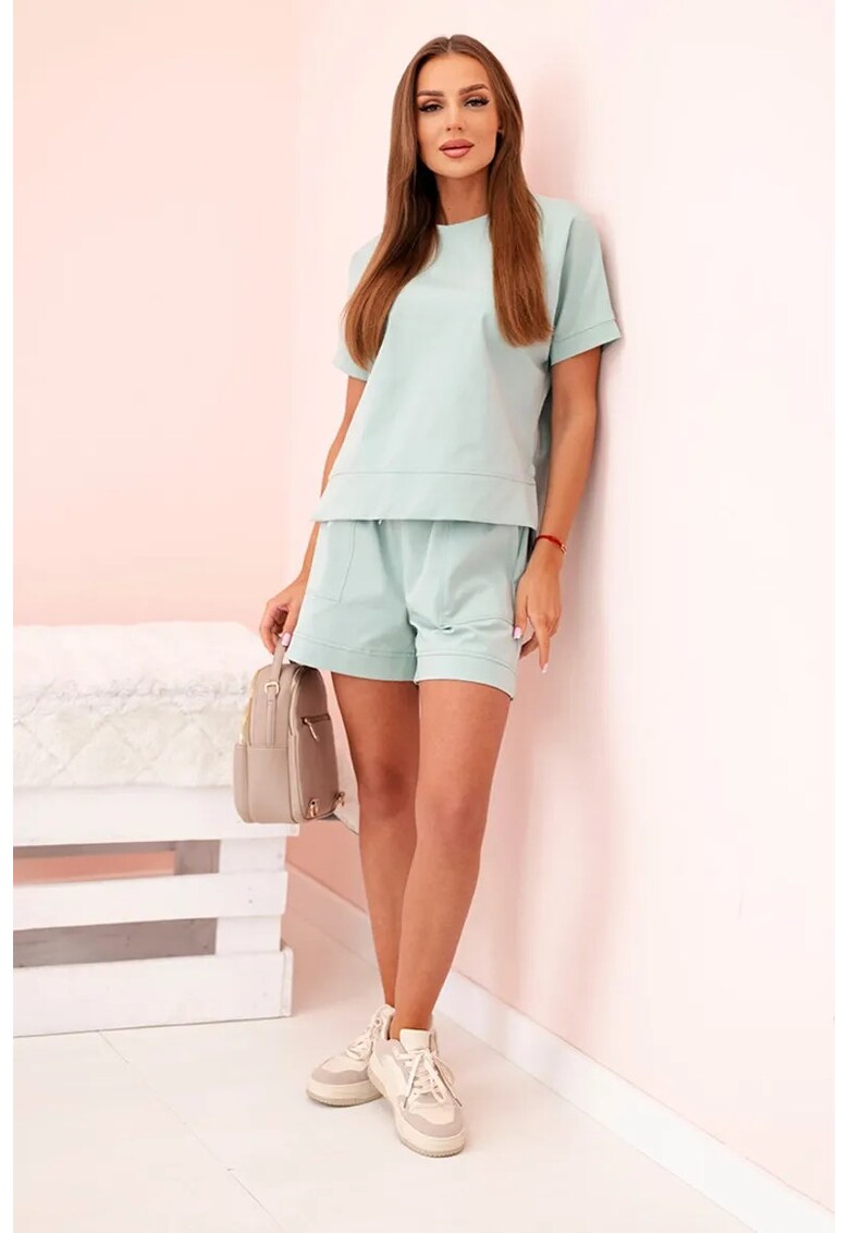 Set de tricou si pantaloni scurti -