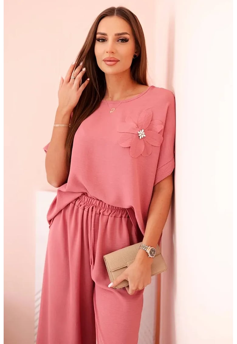 Set de bluza cu maneci scurte si detaliu floral si pantaloni -