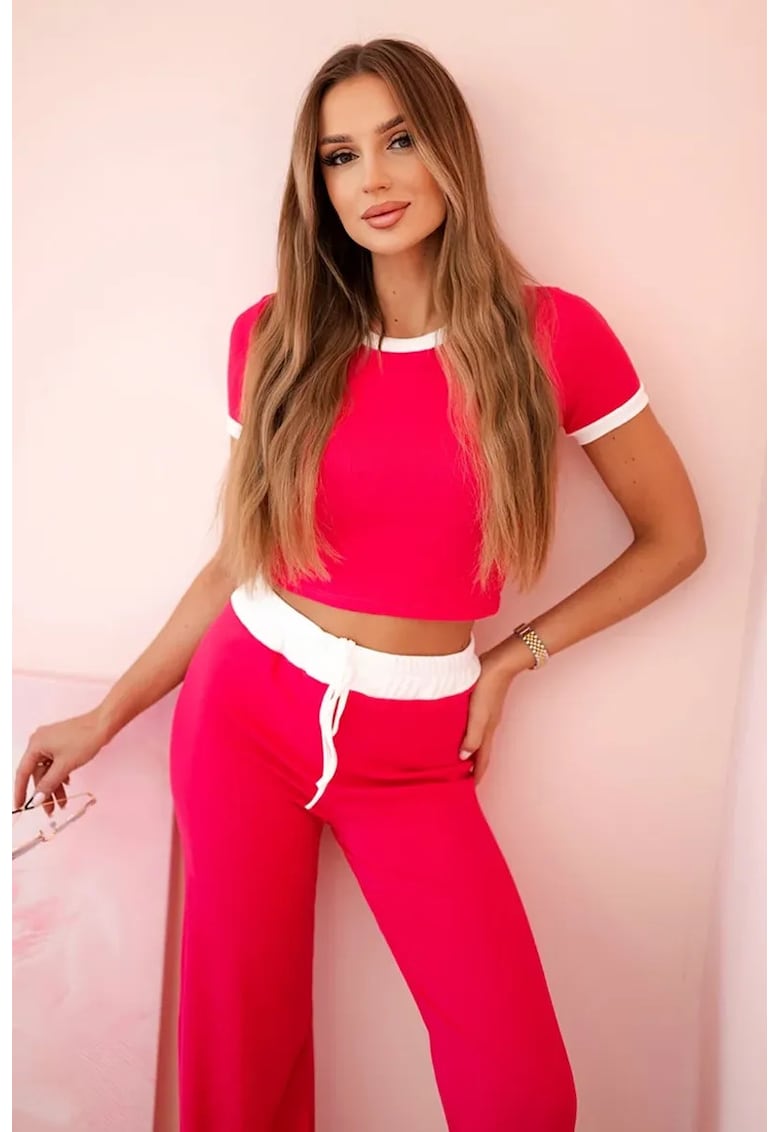 Set de tricou crop si pantaloni -