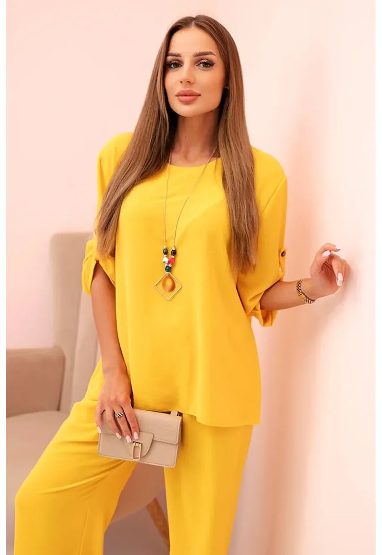 Set de bluza lejera cu colier si pantaloni -