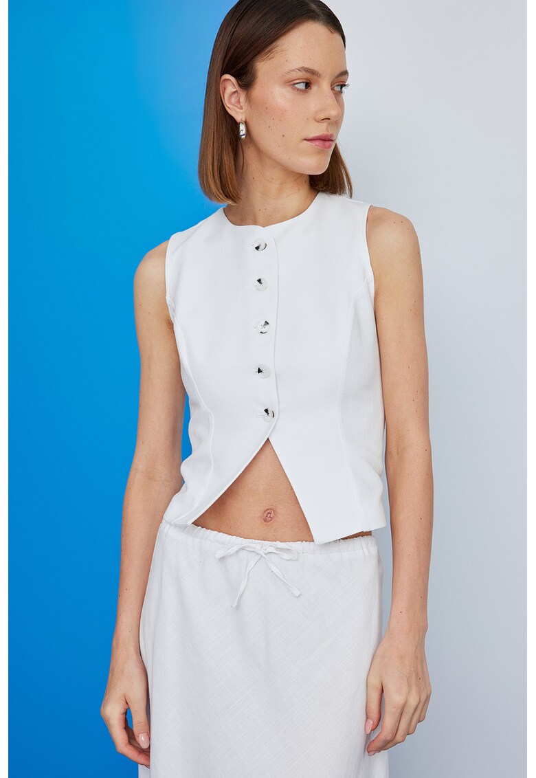 Vesta uni cu nasturi