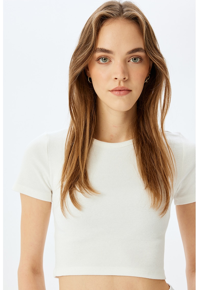 Tricou crop uni cu decolteu rotund - Alb murdar