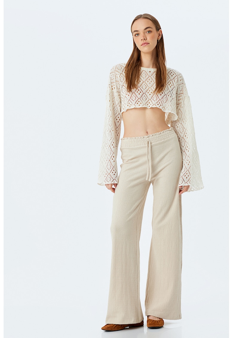 Pantaloni cu croiala ampla si talie ajustabila