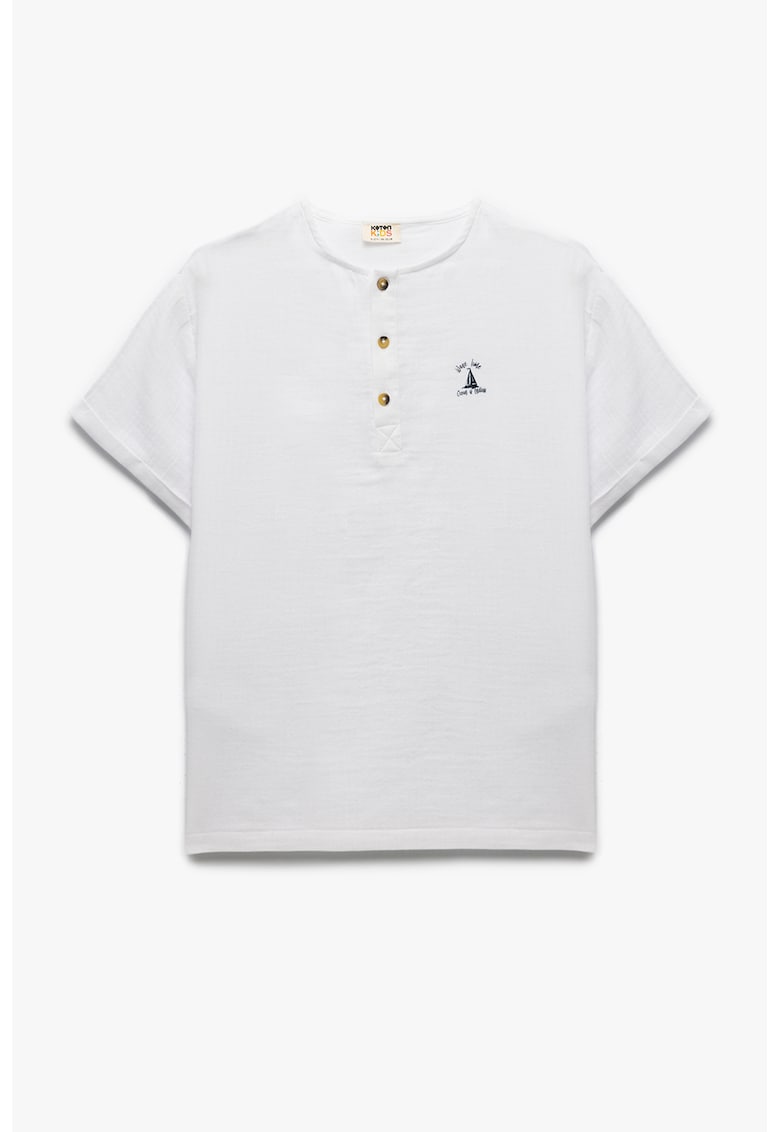 Tricou cu fenta cu nasturi