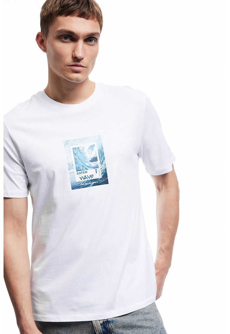 Tricou cu decolteu la baza gatului si imprimeu grafic