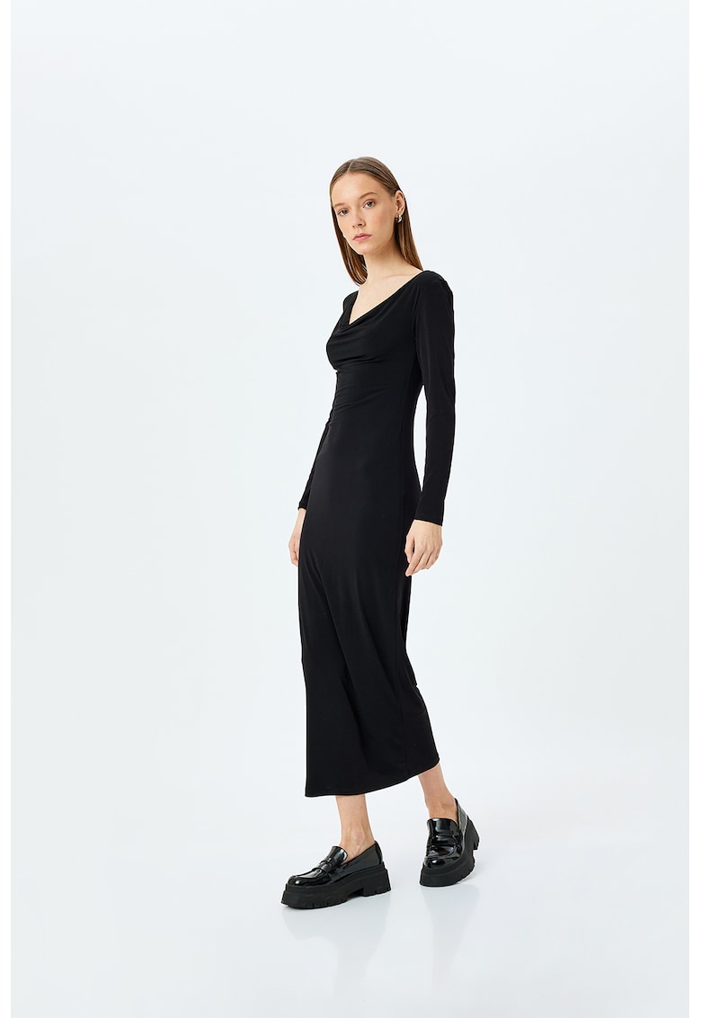 Rochie lunga cambrata cu decupaj frontal