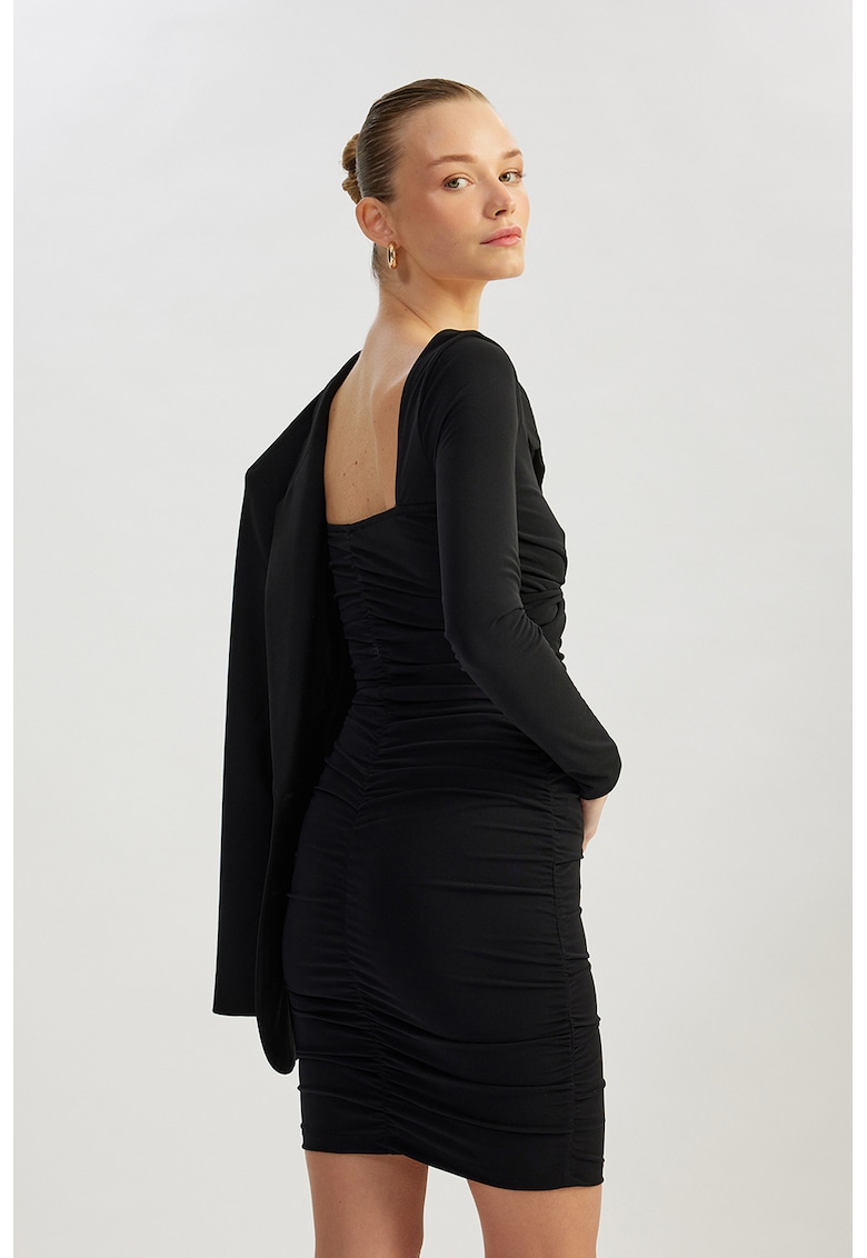 Rochie mini cambrata cu model uni