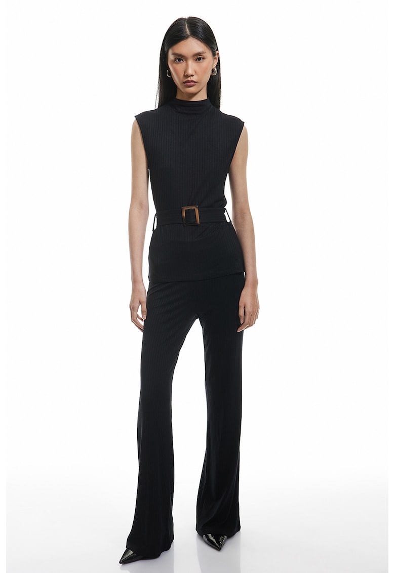 Pantaloni striati cu croiala bootcut si talie inalta