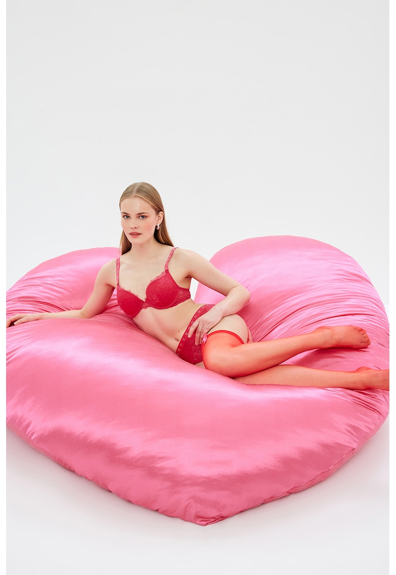 Sutien cu sustinere metalica si aplicatii cu strasuri in forma de inima