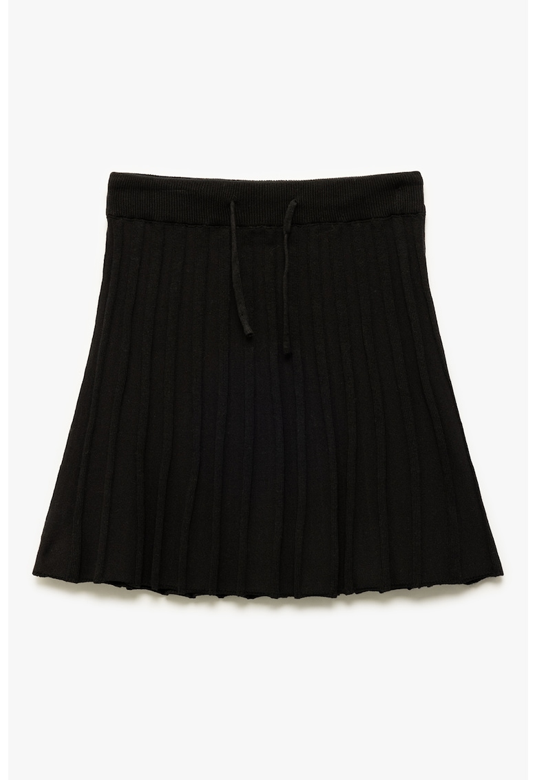 Fusta cu pliuri si snur