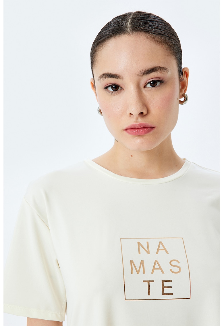 Tricou cu imprimeu text si slituri laterale - Alb fildes