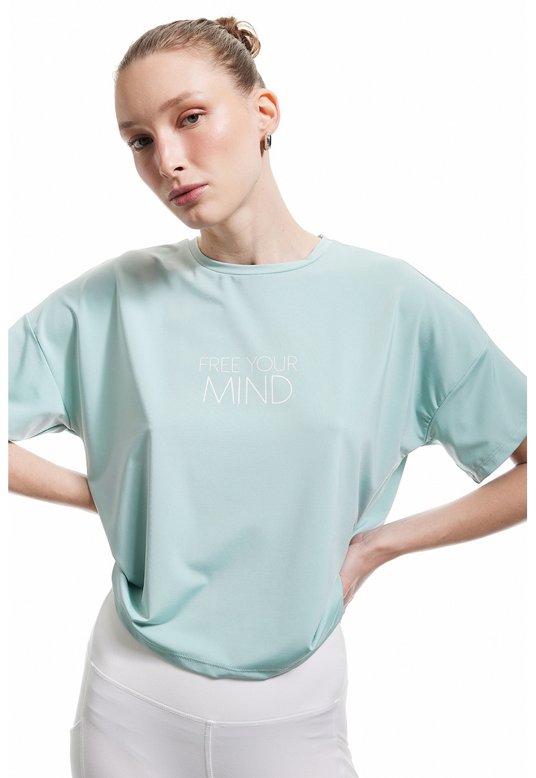 Tricou cu maneci cazute