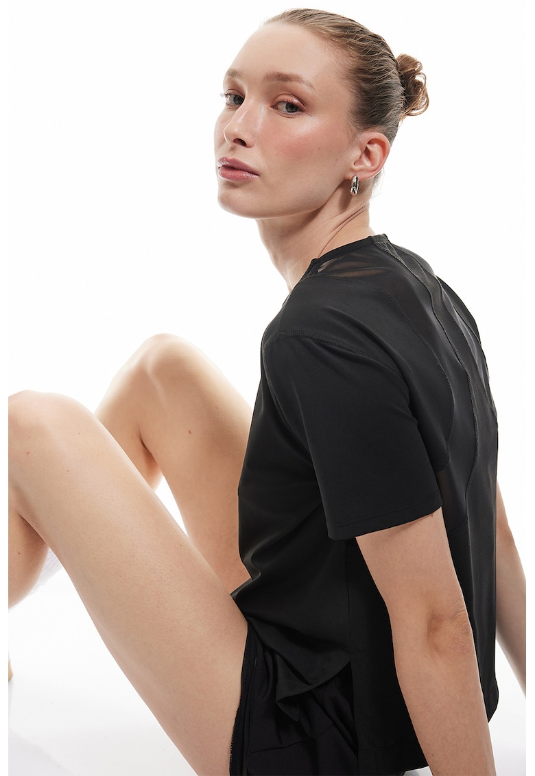 Tricou lejer cu segmente semitransparente