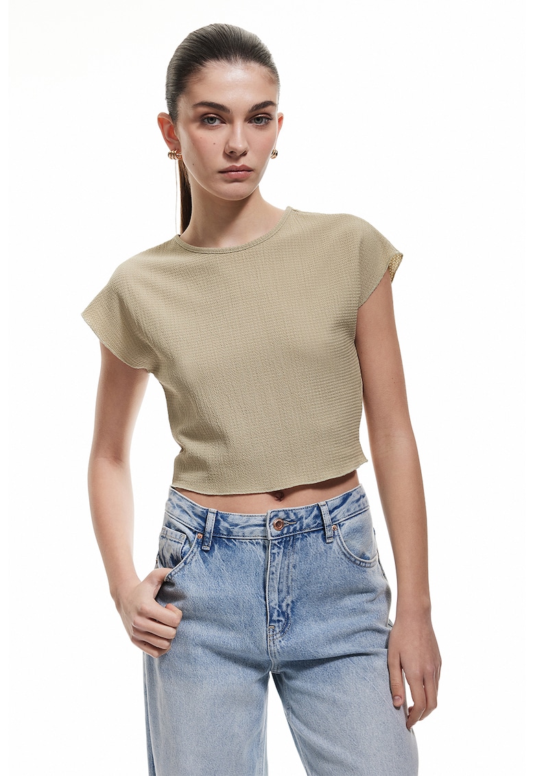 Tricou crop cu model texturat