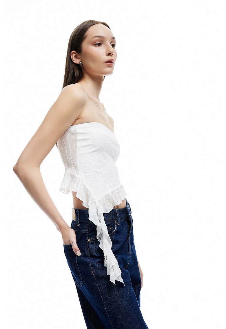 Top crop cu terminatii cu volane