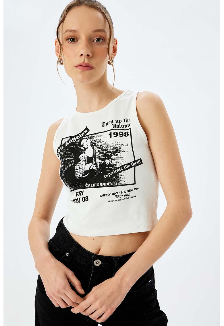 Top crop cu model grafic