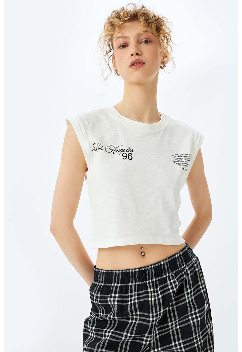 Tricou crop cu imprimeu text - Alb murdar