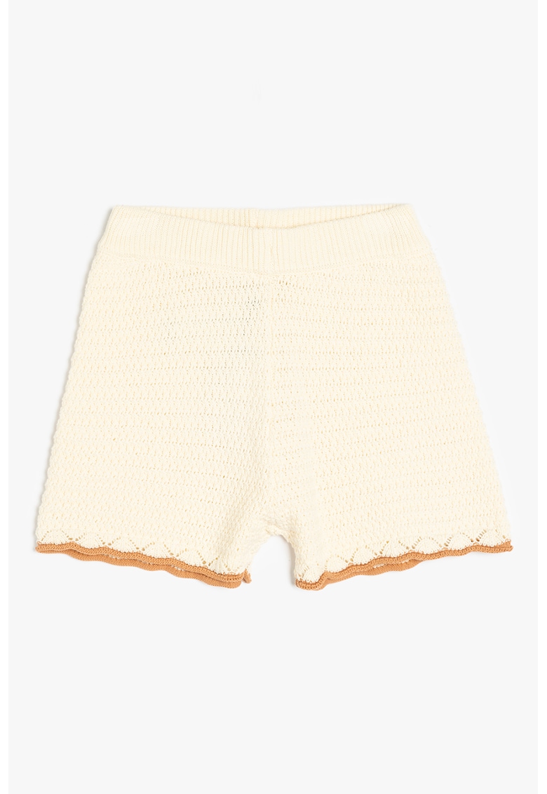 Pantaloni scurti tricotati cu terminatii valurite