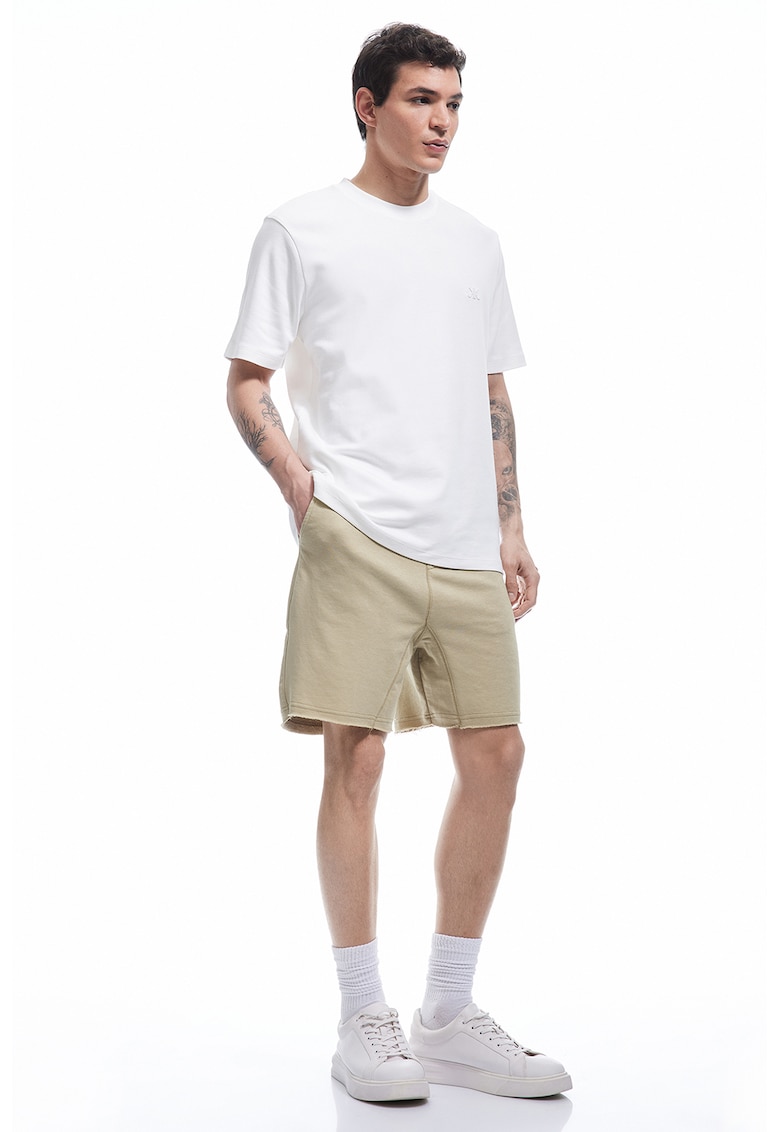 Bermude cu talie ajustabila