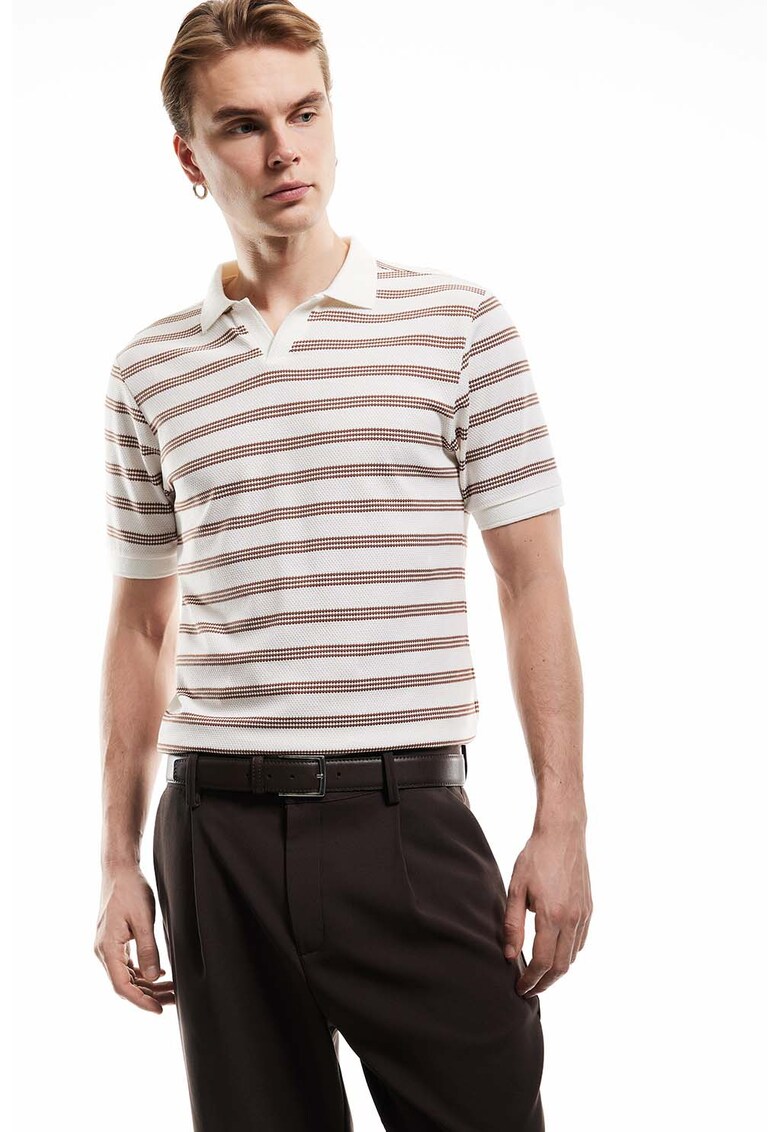 Tricou polo cu model in dungi - Alb/Maro