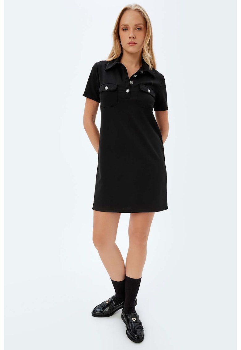 Rochie scurta dreapta cu guler polo