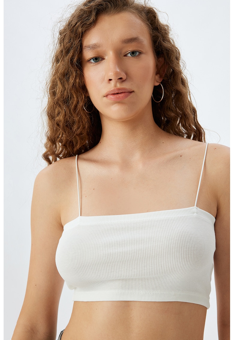 Top crop cu bretele inguste si model striat