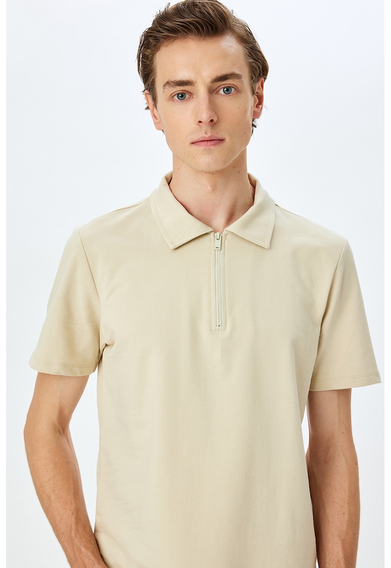 Tricou polo cu fenta cu fermoar
