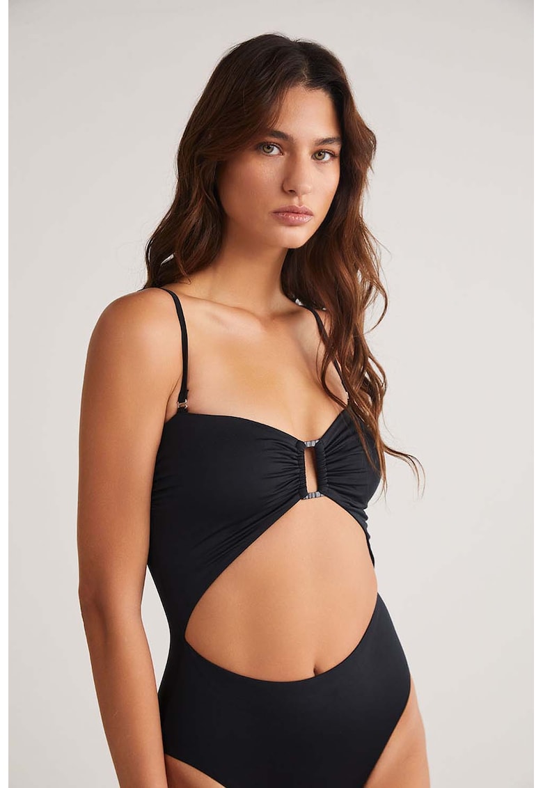 Costum de baie întreg negru cu decupaj