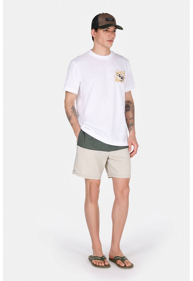 Pantaloni scurti de baie cu design in doua nuante Pantaloni scurti de baie cu design in doua nuante