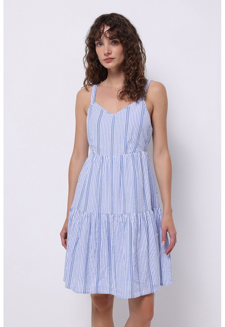 Rochie cu dungi si decolteu adanc pe spate