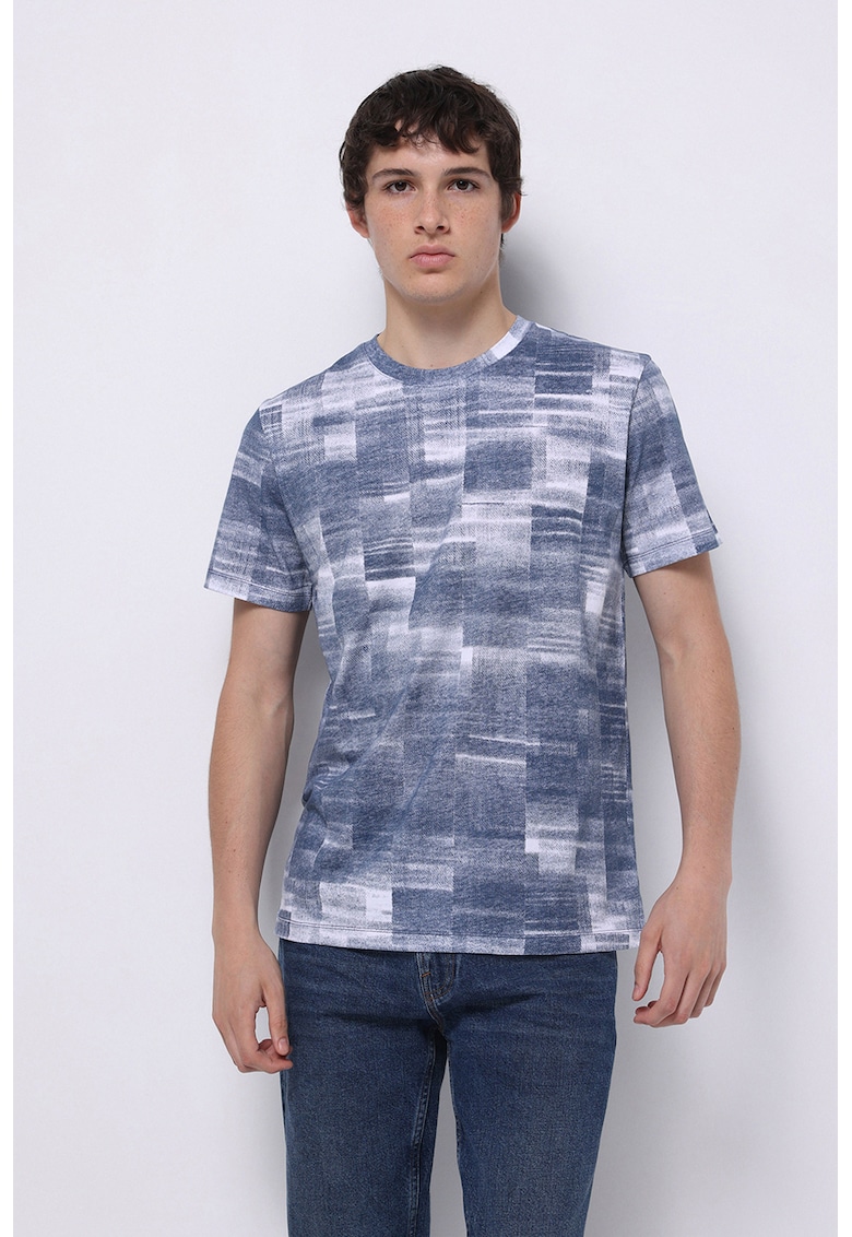 Tricou cu decolteu la baza gatului si model asbtract