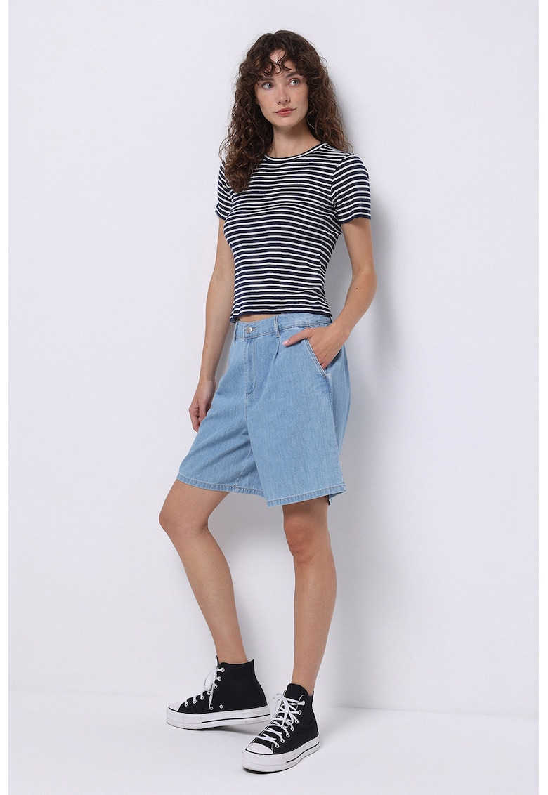 Blugi scurti cu croiala ampla si banda elastica - Albastru deschis