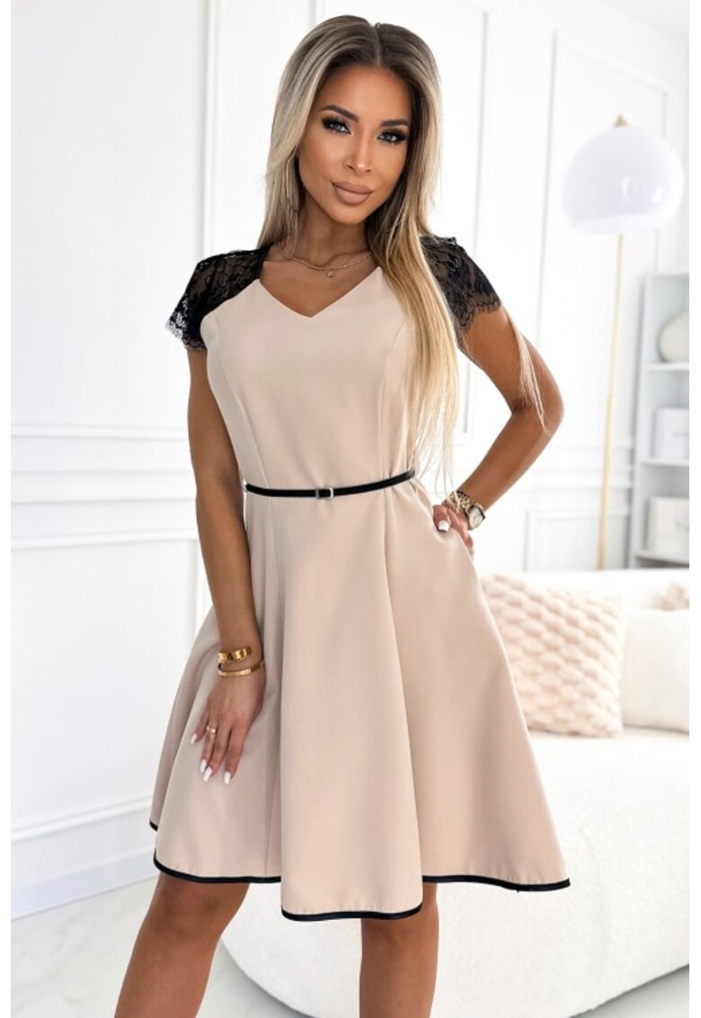 Rochie evazata cu insertii din dantela -