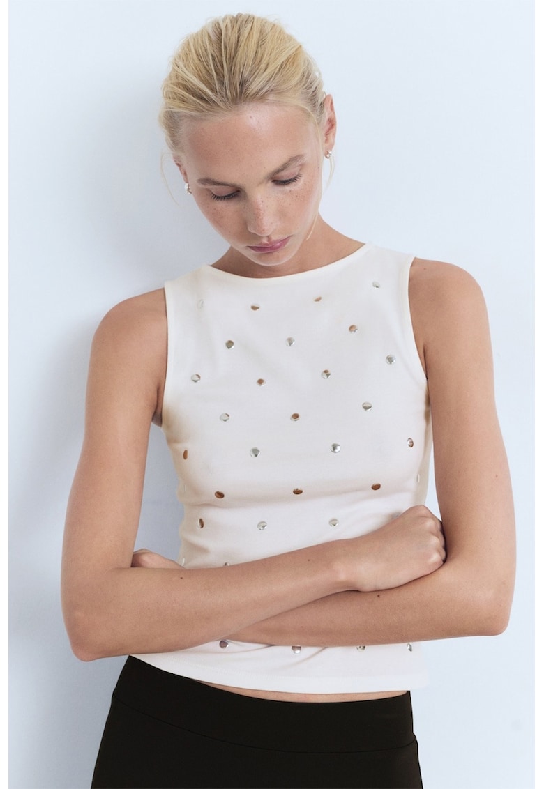 Top slim fit cu nituri