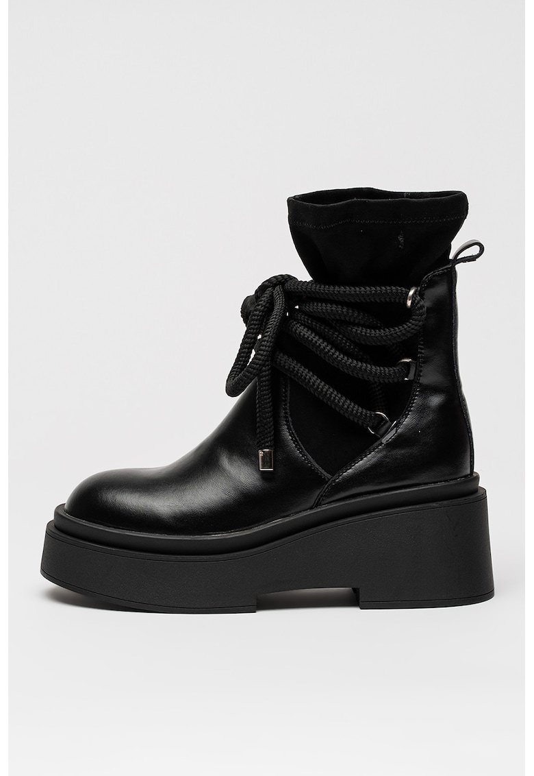 Ghete din piele cu insertii din material textil