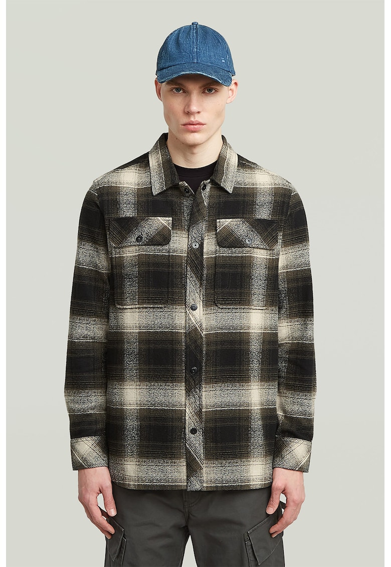 Jacheta-camasa cu model in carouri si buzunare cu clapa pe piept