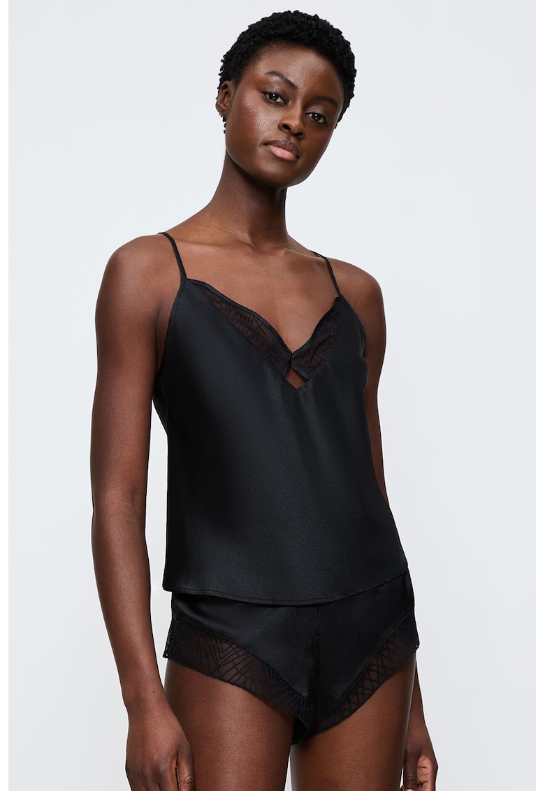 Top de pijama cu aspect satinat si insertii din dantela