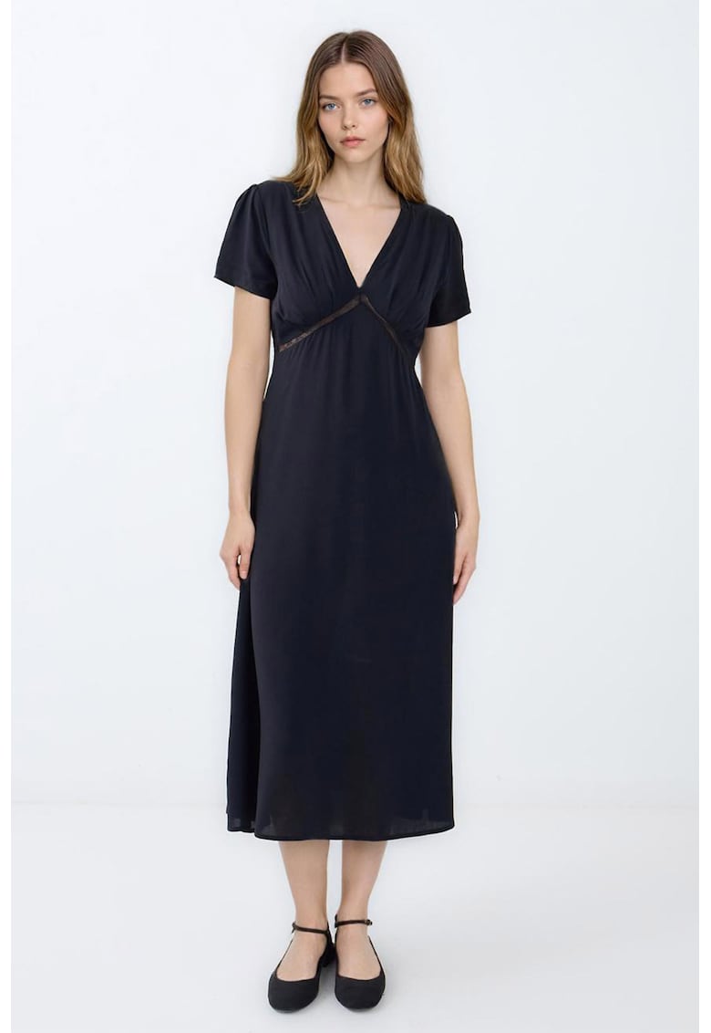 Rochie evazata cu maneci scurte - Negru