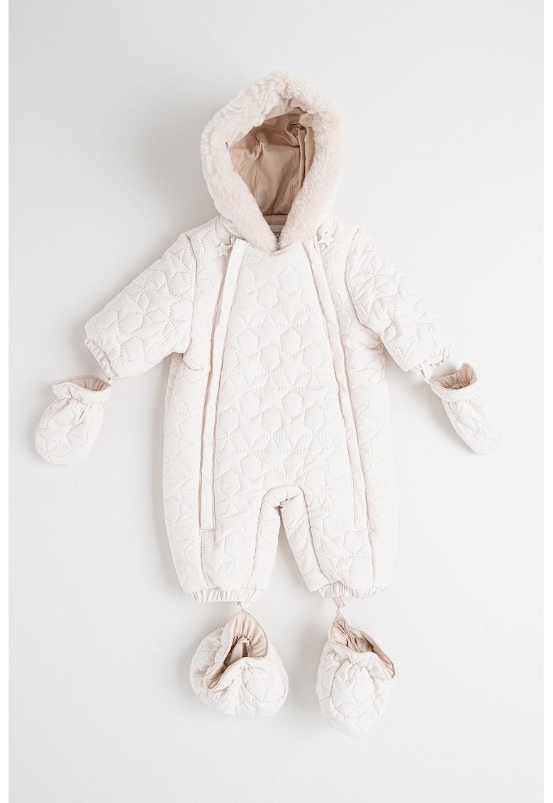 Salopeta matlasata cu manusi si botosei