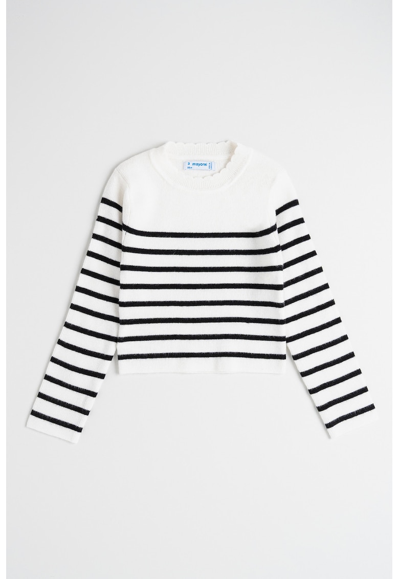Pulover striat cu model in dungi