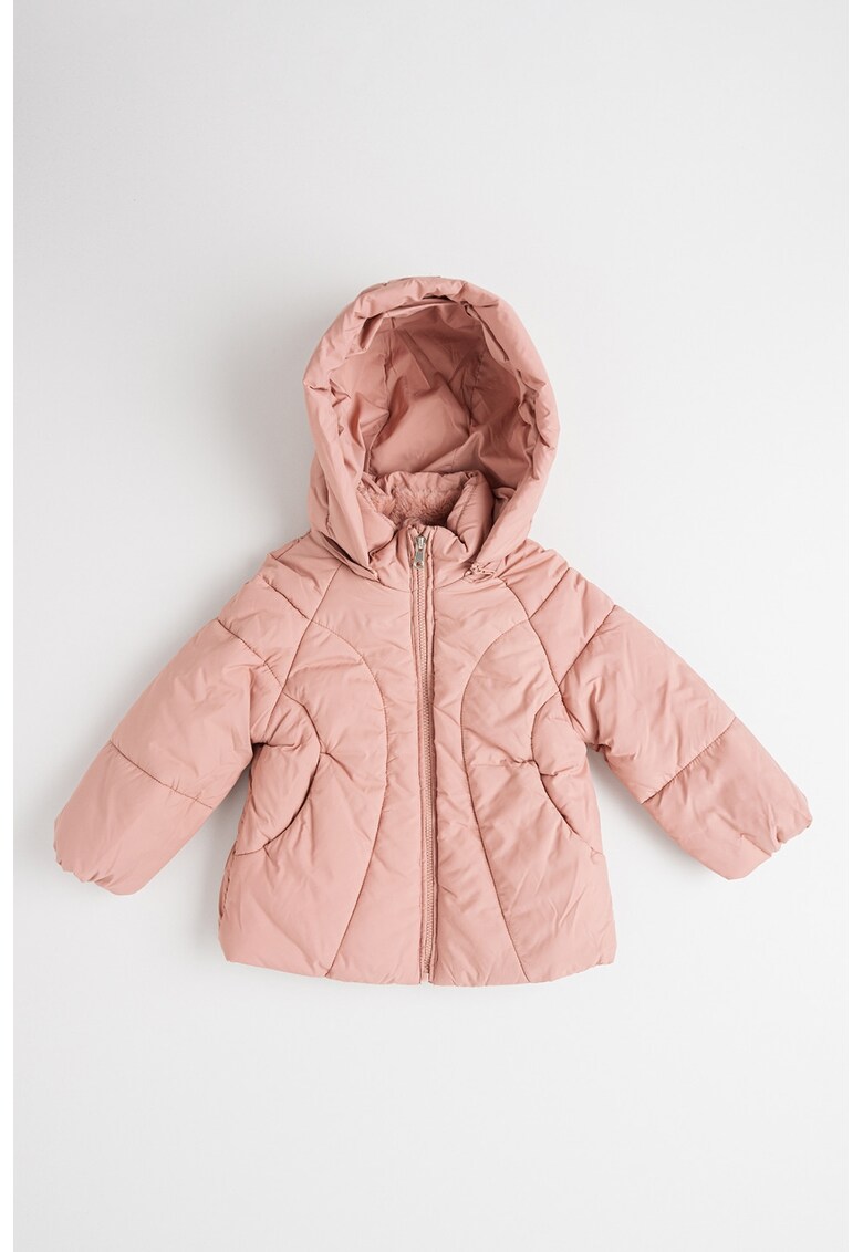 Geaca matlasata cu vatelina si gluga detasabila