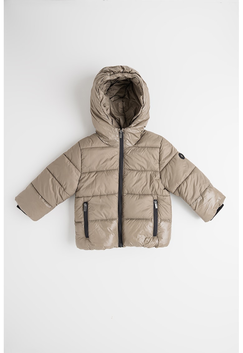 Geaca matlasata cu gluga