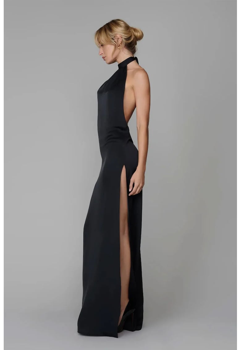 Rochie lunga cu spatele gol Rochie lunga cu spatele gol