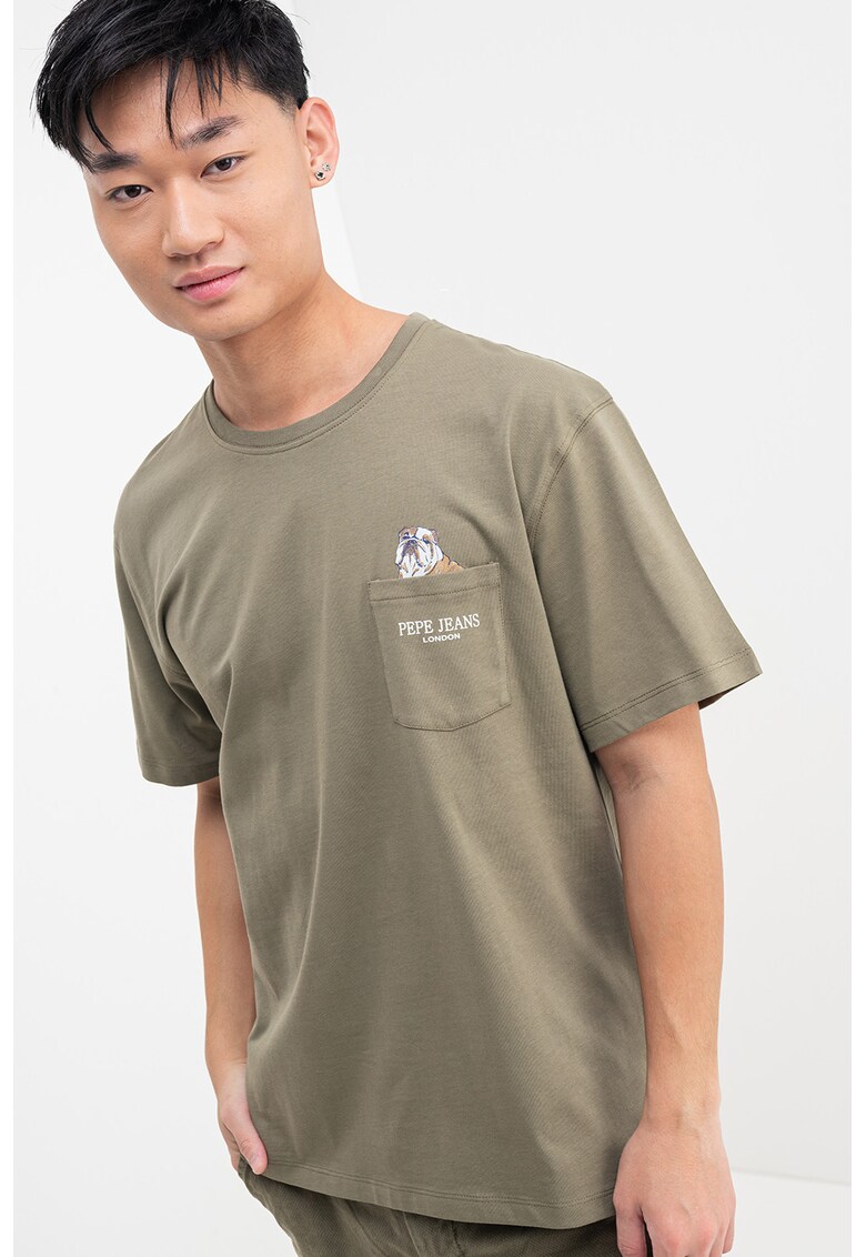 Tricou cu decolteu la baza gatului si buzunar pe piept - Verde feriga