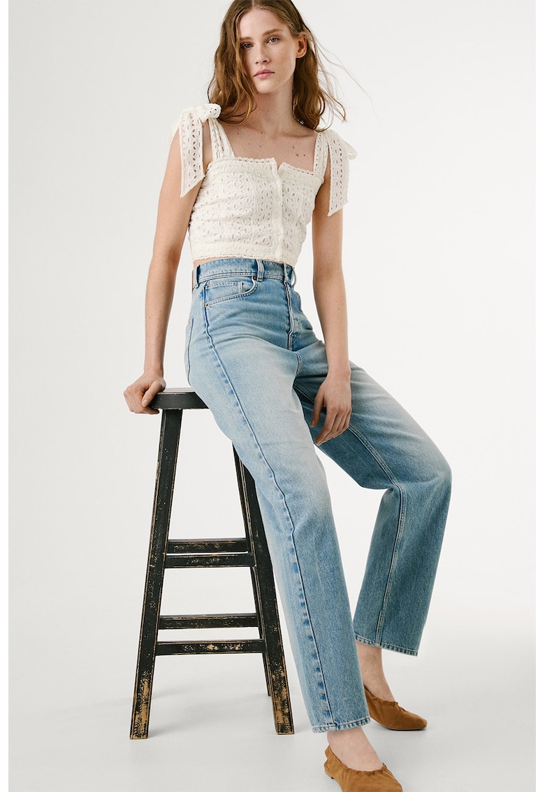 Blugi lejeri cu talie inalta