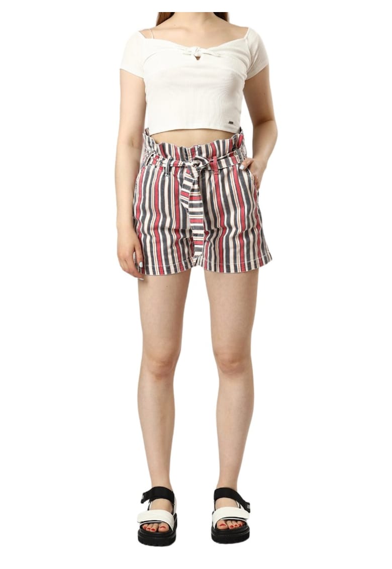 Pantaloni scurti cu imprimeu in dungi -