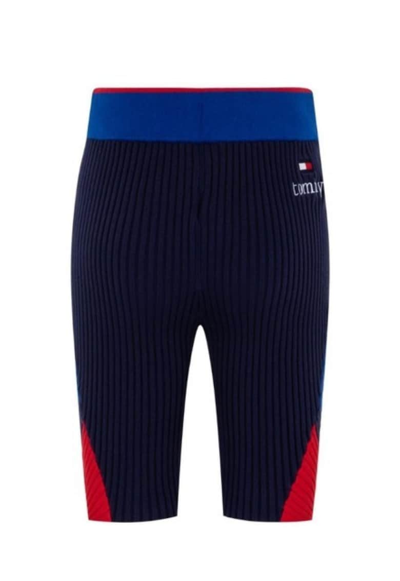 Pantaloni scurti cu aspect tricotat si striatii -