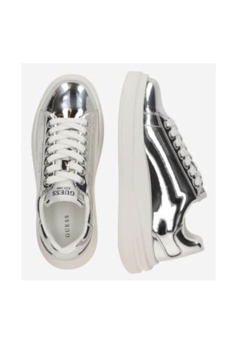 Sneaker low