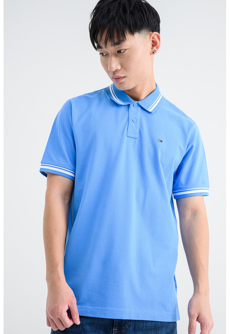 Tricou regular fit cu terminatii contrastante